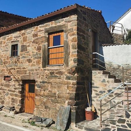 Casa Do Linho 400 Year Old Country Cottage Олейрос Екстер'єр фото